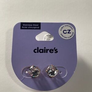Gold tone Stainless steel earrings NWT Claires luxe 6mm